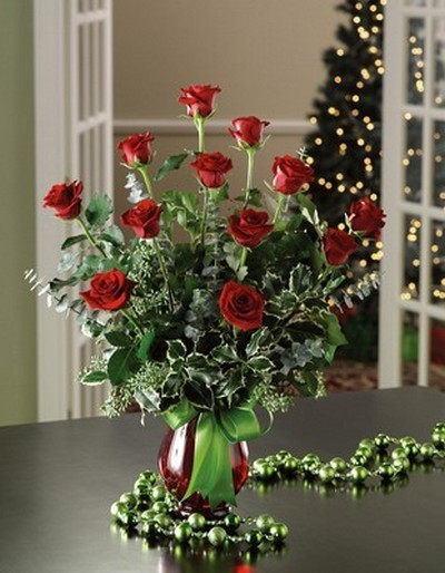 12 Red Roses/Evergreen