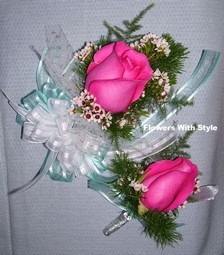 Rose Corsage & Bout