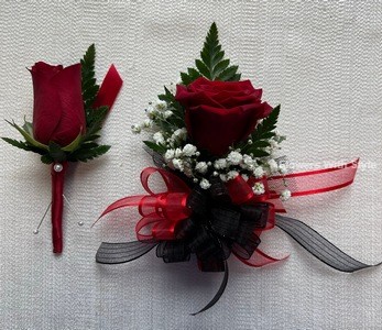 Rose Corsage & Bout